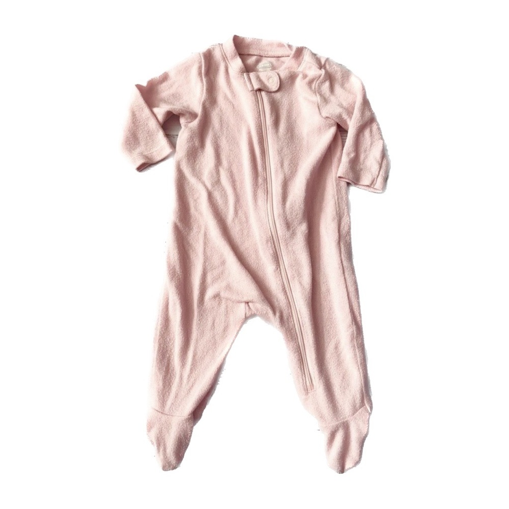 Light pink Old Navy Cozy Zip Up Footie Pjs for Baby Girl - 0-3 months.